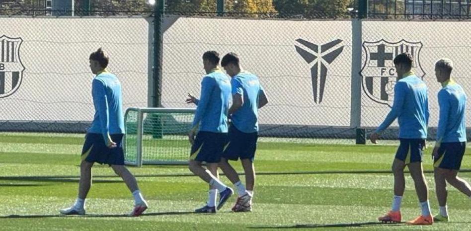 开云网站-世体:弗里克征召科尔特斯到一线队训练;莱万周末联赛能上场