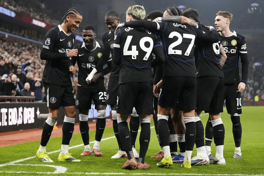 状态火热！佩德罗在今年英超已经打进8球，为联赛最多球员