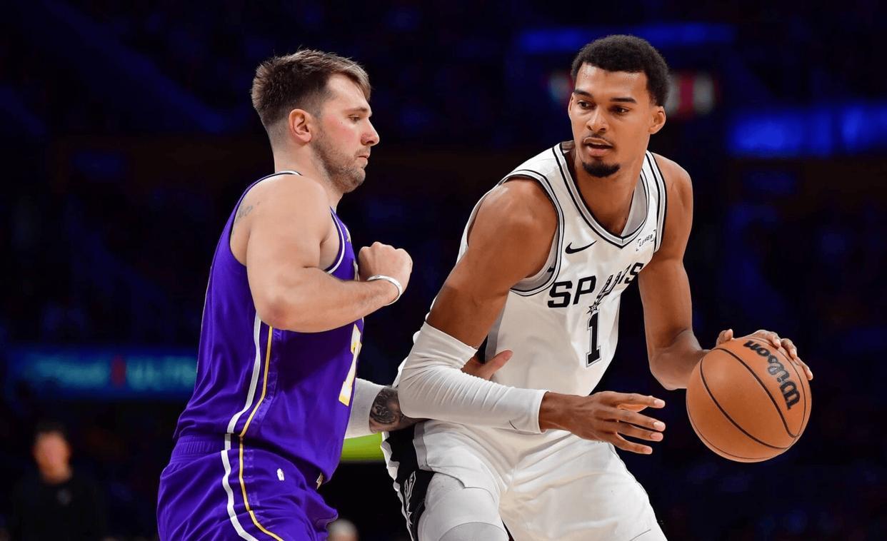 开云登录网址入口-15胜0负！联盟第一！全联盟都说要退役了，你却逆天改命要冲冠了