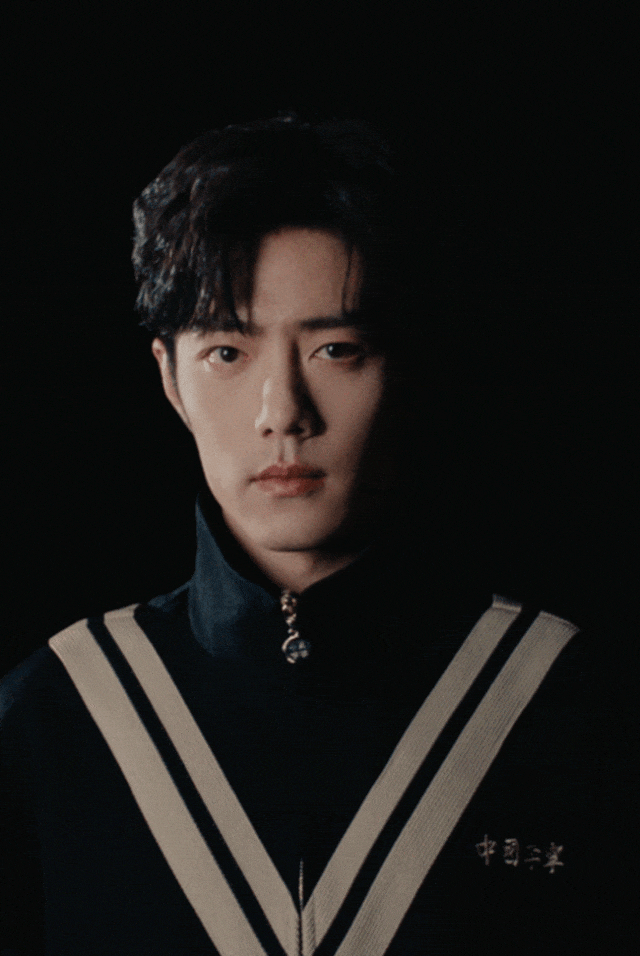 冬奥时空下，以方印为匙，和肖战走进中国李宁米兰大秀