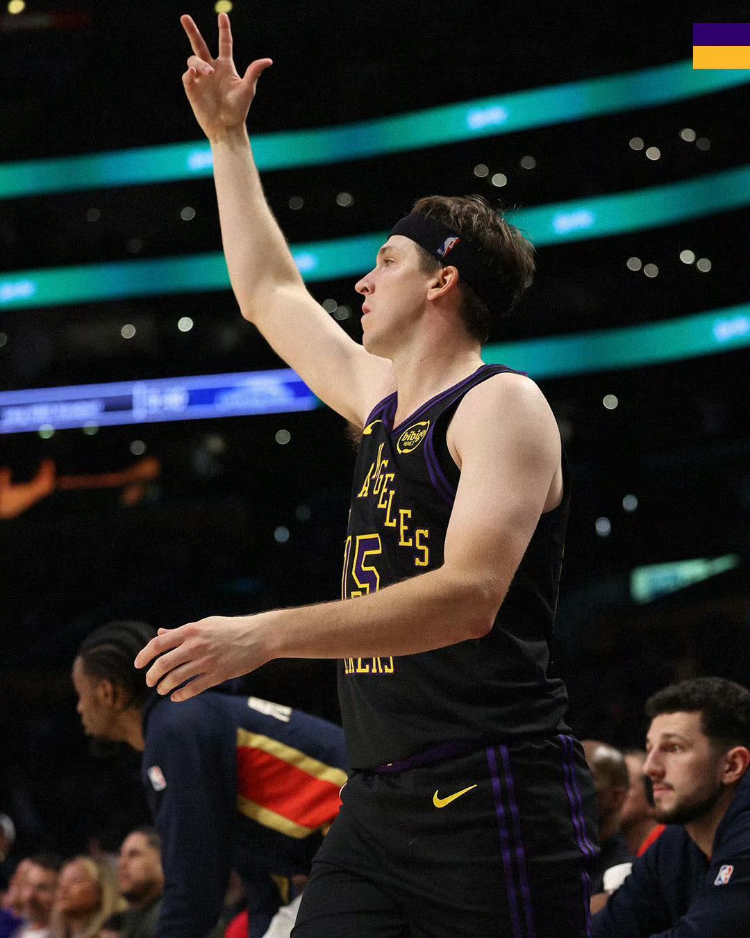 开云登录网址入口-湖人胜鹈鹕取3连胜!看到锡安逐渐平庸,才懂詹姆斯真的被低估了