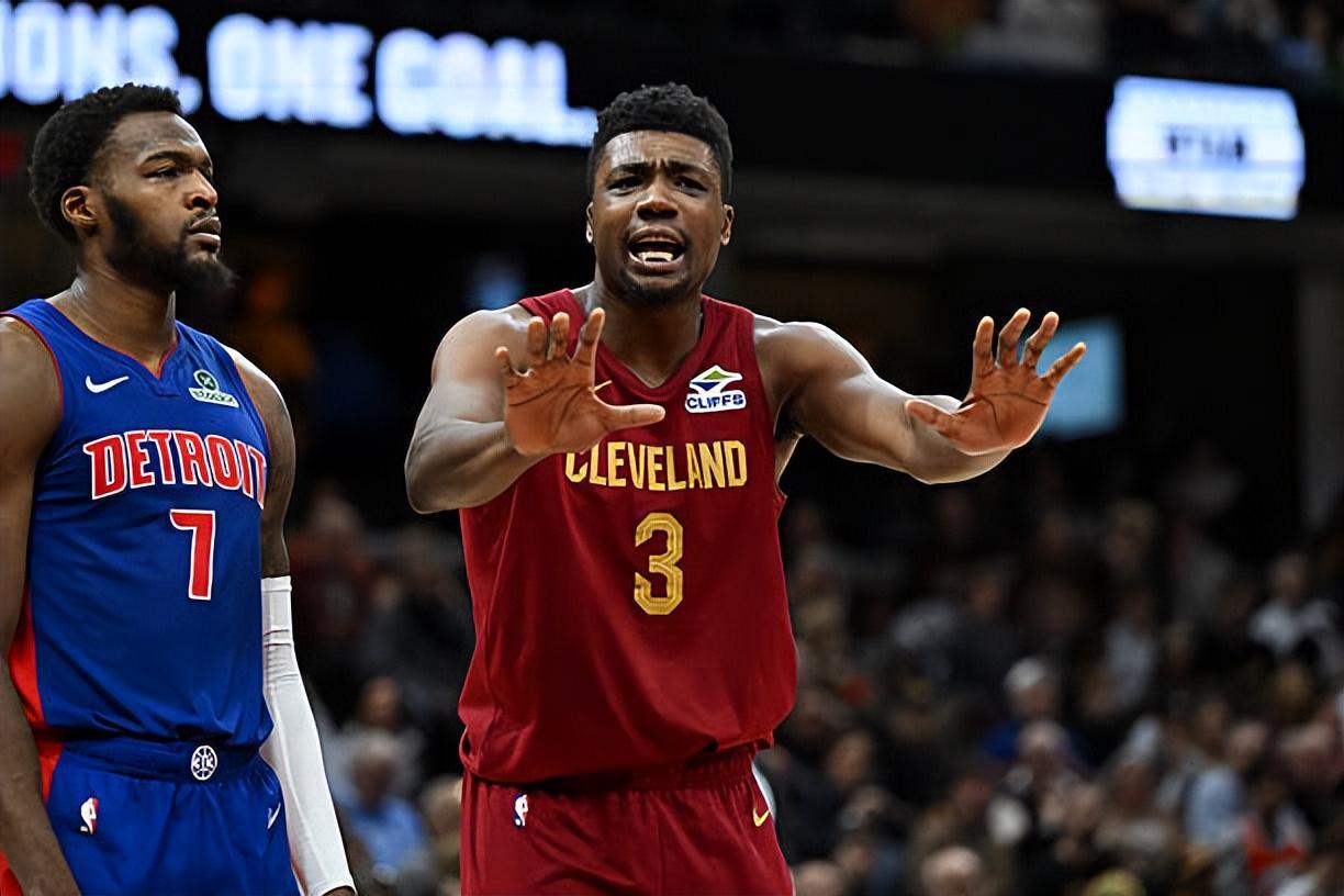 开云线上入口-进攻能力相当不错，骑士替补中锋完全有能力扮演奇兵的角色？