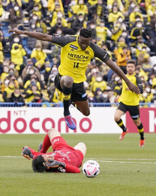 开云网站-【2020亚洲金球奖圆桌】评委发问:日本联赛MVP何在?